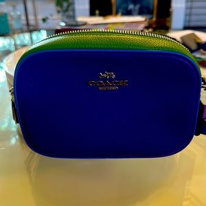 COPY - Adorable 🥰 bright Coach crossbody bag, brand new!